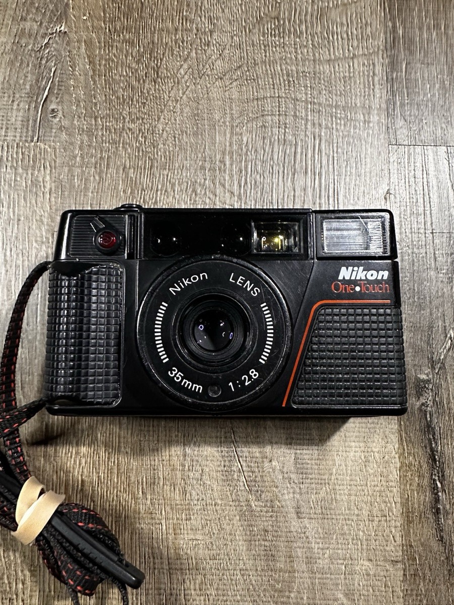 Nikon L35AF 35mm Point & Shoot Film Camera Black 1:2.8 Made In