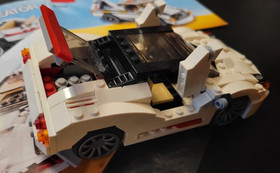 LEGO Creator 31006 Highway Speedster 100% complete, w/manuals. No box.