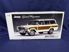 AUTOart 1/18 Jeep Grand Wagoneer From Japan Collectible for Adults