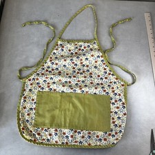 Child s Apron Large 3 Pockets Floral Pattern Olive Green Trim Ties In Back Vtg