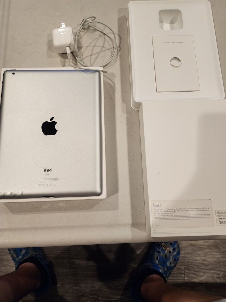 Apple iPad 2nd Gen 16GB WiFi A1395 Silver/Black ✓iOS 9.3.5 Apple iPad 2nd Gen 16GB WiFi A1395 Silver/Black ✓iOS 9.3.5