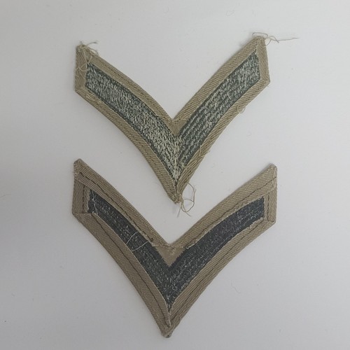 1940s/1950s WW2 Korean War USMC Private Ranking Chevron Patch Pair - Picture 2 of 3