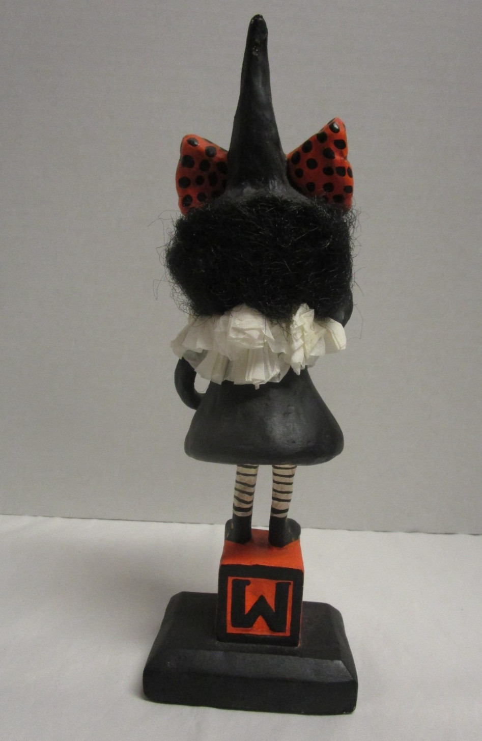 BETHANY LOWE- DEBRA SCHOCH HALLOWEEN WITCHY ZELDA on a W Z BLOCK Figurine