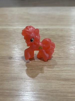 My Little Pony FiM Blind Bag Wave #16 2'' Pearlescent Crimson Gala Mini Figure G4