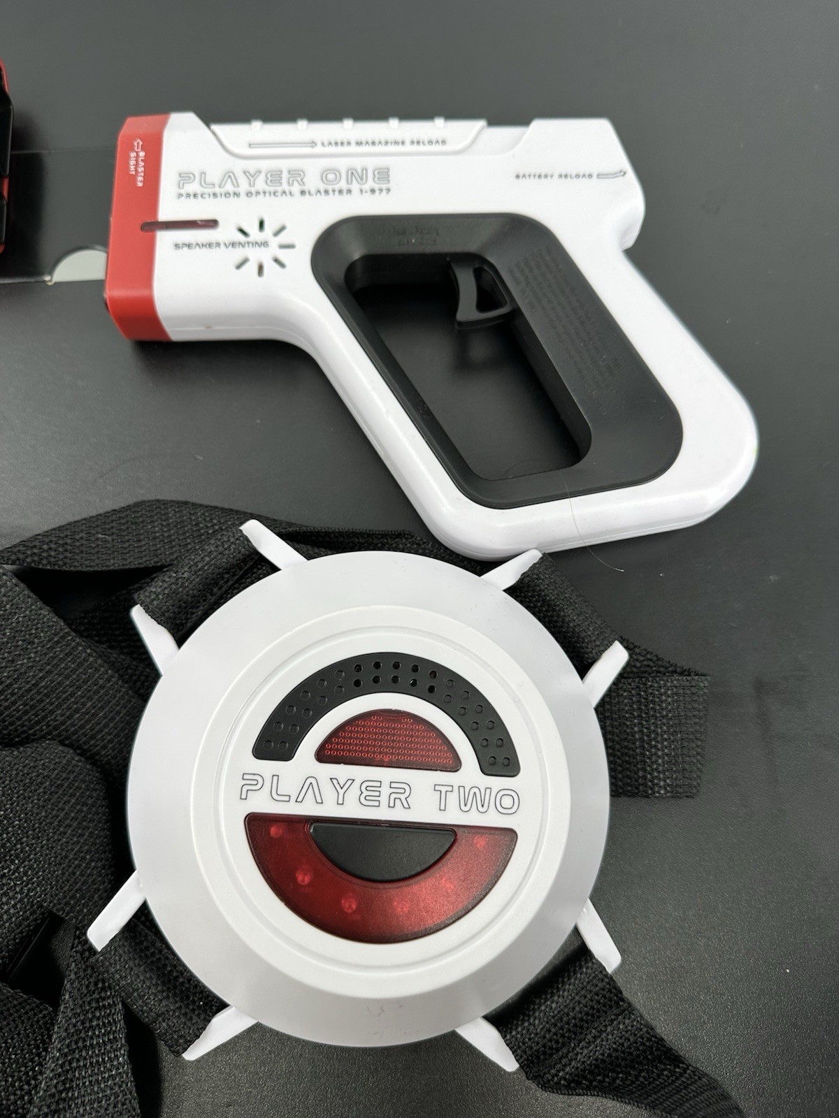 F.A.O. Schwarz Precision Optical Laser Defense System Laser Tag Set (PP)