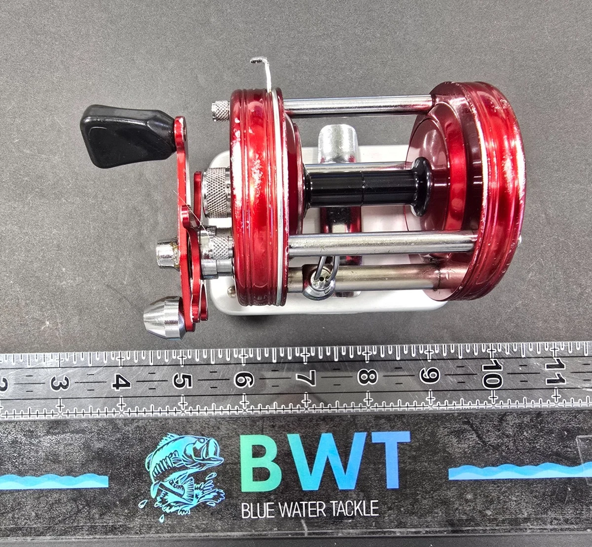 Moulinet Ambassadeur 5500KC3 – Baitcast – Fabriqué En Suède – Occasion