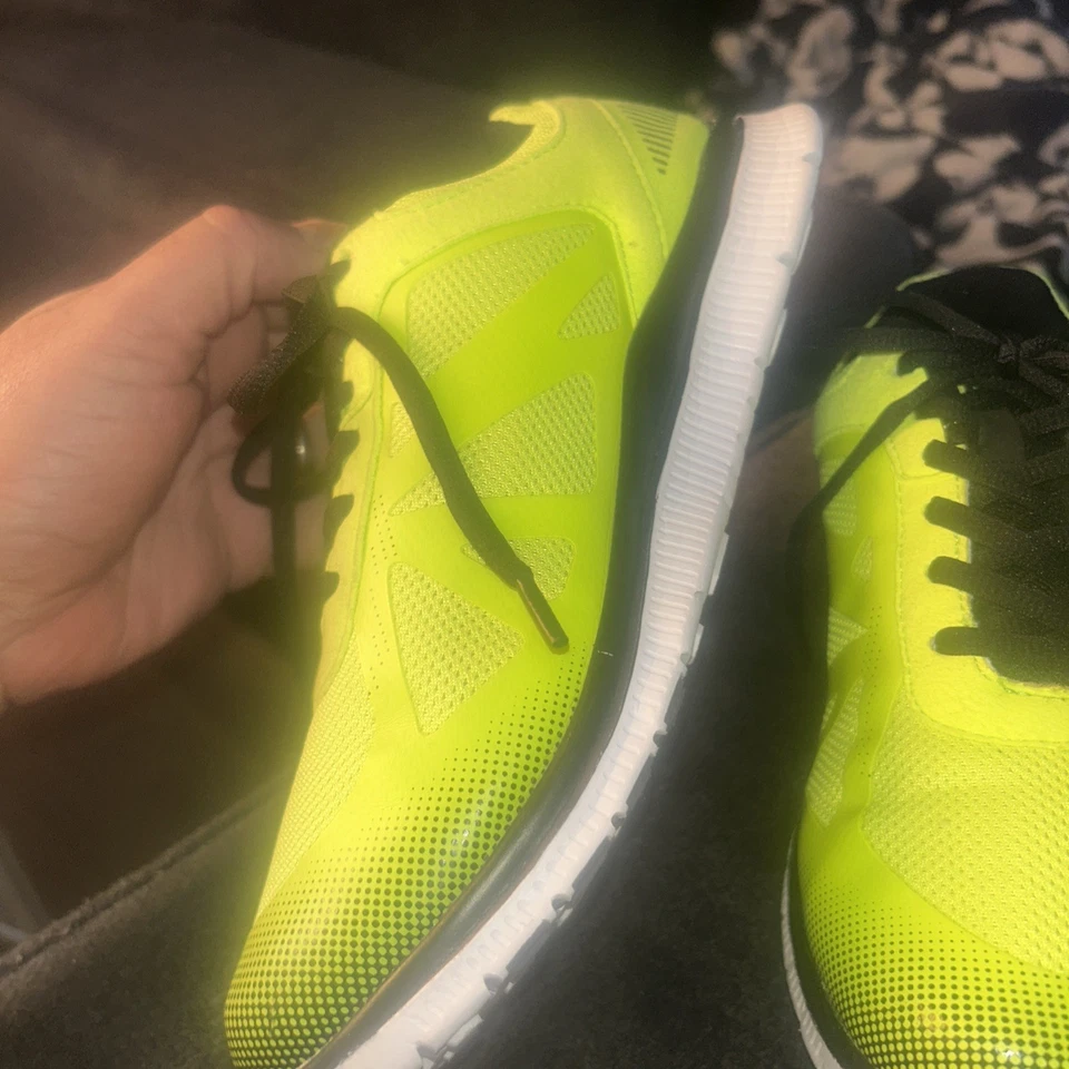 Tenis para correr Le Coq Sportif LWE-7132452 para mujer talla 8 verde neón Foto 2 de 4