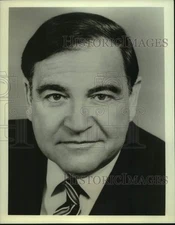 1984 Press Photo CBS News Correspondent Ike Pappas in "Campaign '84" - nop70086