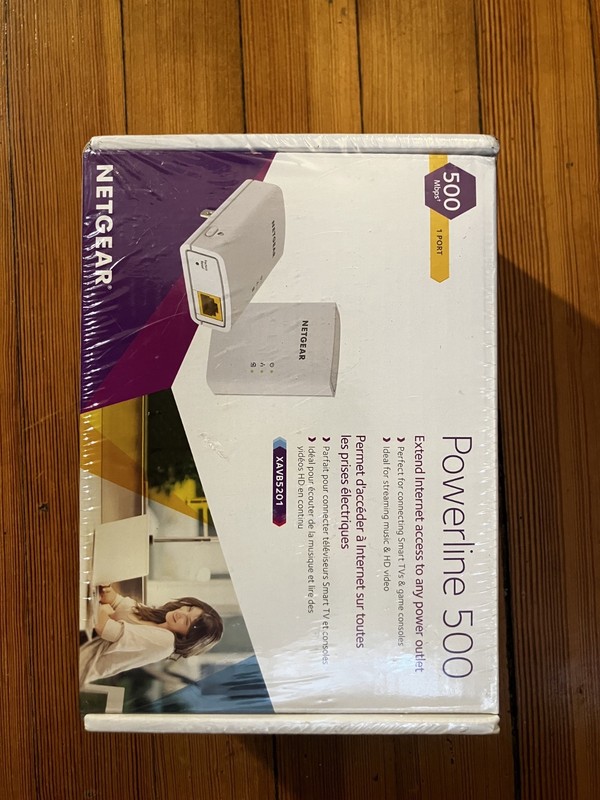 Netgear Powerline 500 XAVB5201-111NAS  Extend Internet Access Outlet 500 Mbps