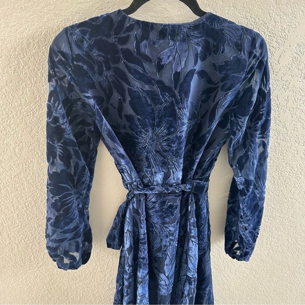 Hutch Long-Sleeve Velvet Wrap Maxi Dress | eBay Hutch Long-Sleeve Velvet Wrap Maxi Dress | eBay