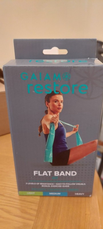 GAIAM RESTORE STRENGTH AND FLEXIBILITY  KIT