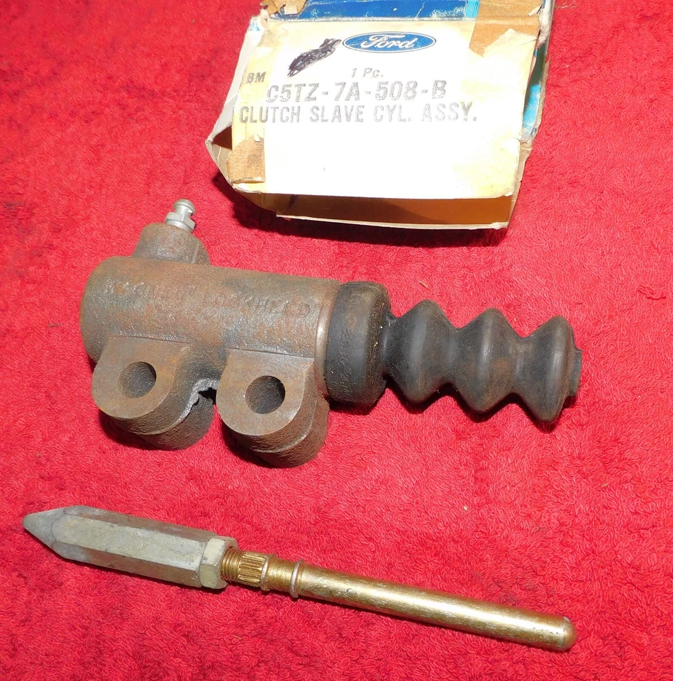 1965-1977 Ford P350 P500 Parcel Delivery Van NOS CLUTCH SLAVE CYLINDER - Image 4 of 4