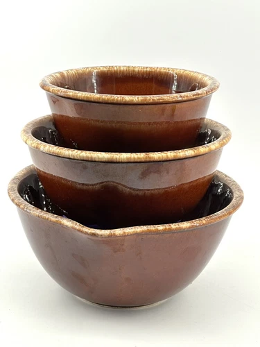 (3) VINTAGE BROWN DRIP HULL POTTERY MIXING BOWL USA (See Desc)