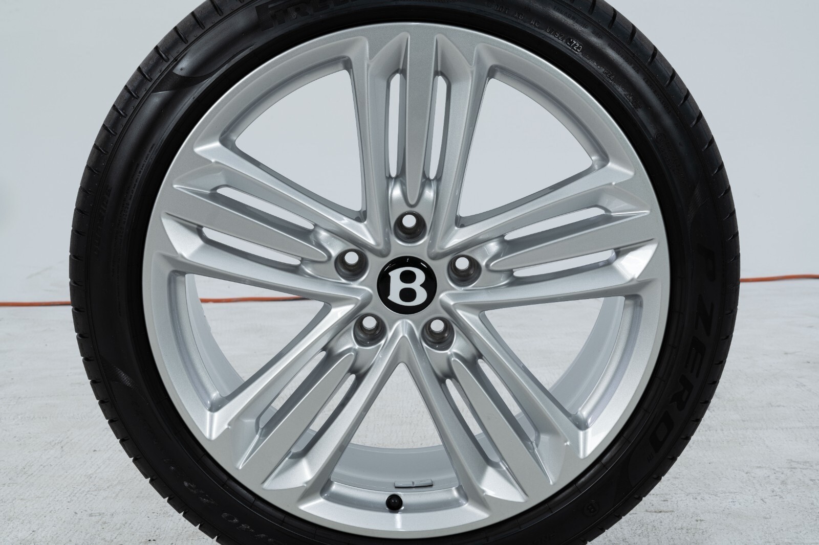 OEM Bentley Rims Flying Spur Continental GT GTC 21 Inch Wheels and Tires !!!
