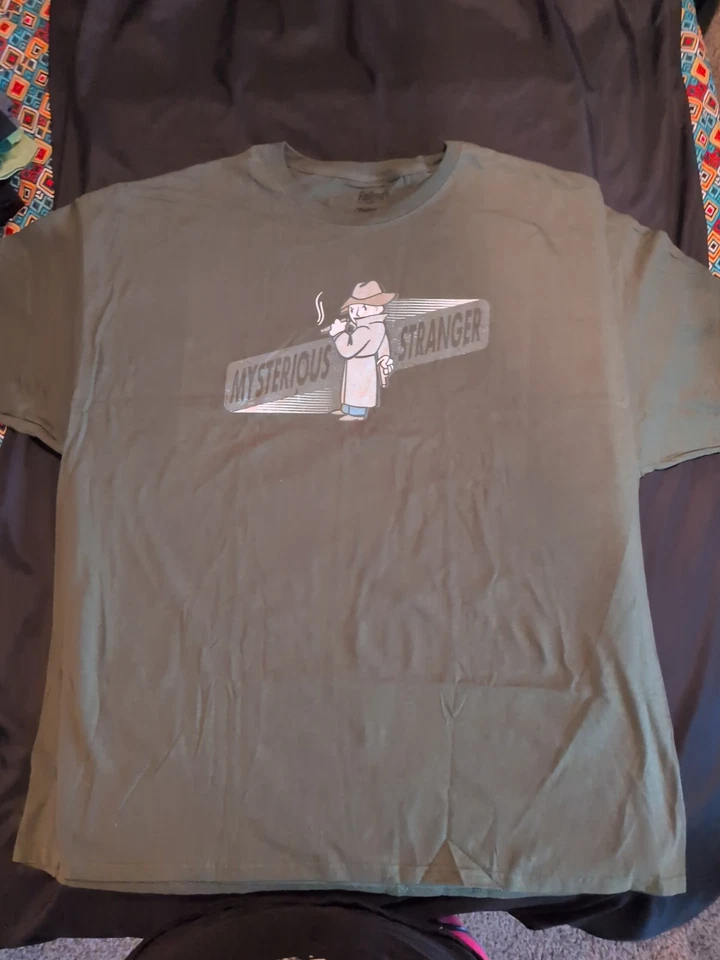 Camiseta Fallout Mysterious Stranger Verde Oscuro Unisex Talla 3XL NUEVA Foto 2 de 3