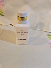 Authentic CHANEL No 5 Vntg 1970's Bath Oil New Full Bottle Milk Glass 3oz 89ml