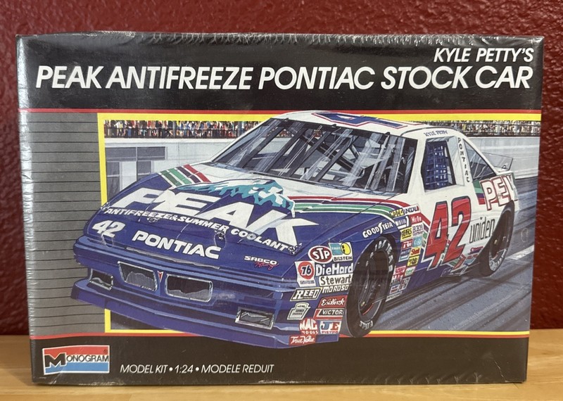 Monogram Peak Antifreeze Pontiac Stock Car #42 1:24 kit 2906 sealed 1989