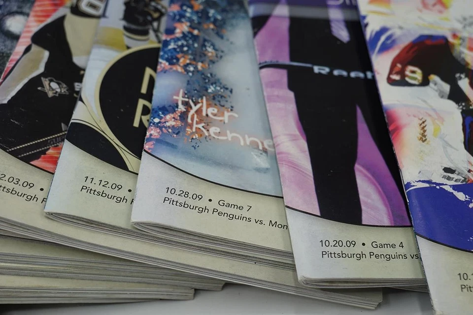 Pittsburgh Penguins Ice Time Game Program Lot of 17 - Image 2 of 4