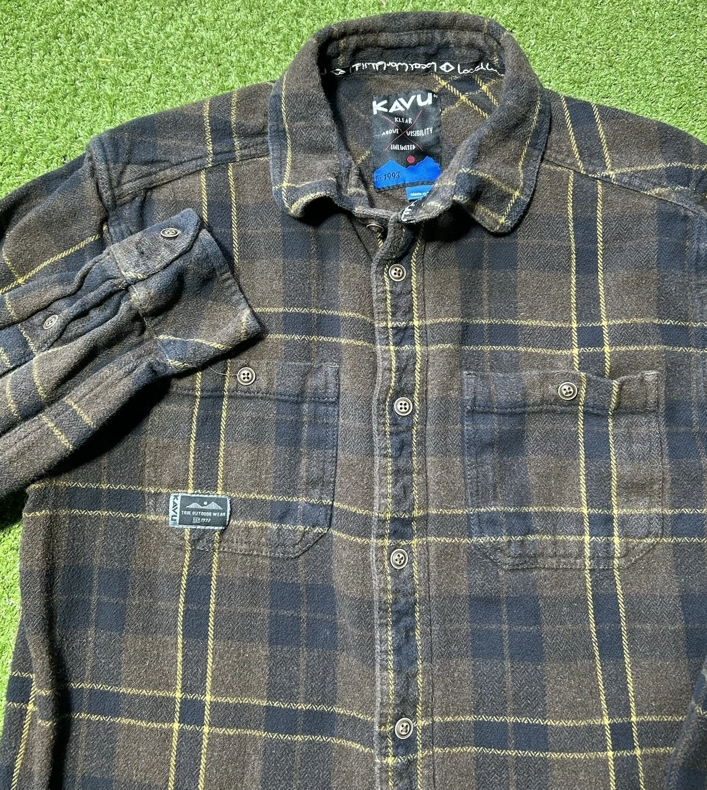 KAVU Shirt Mens Medium Brown Plaid Long Sleeve Button Up Flannel Outdoor Casual
Opens in a new windo