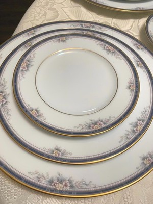 Noritake Ontario Dinnerware #3763 Service for 8 Gold Trim 14K Floral  50+ Pcs