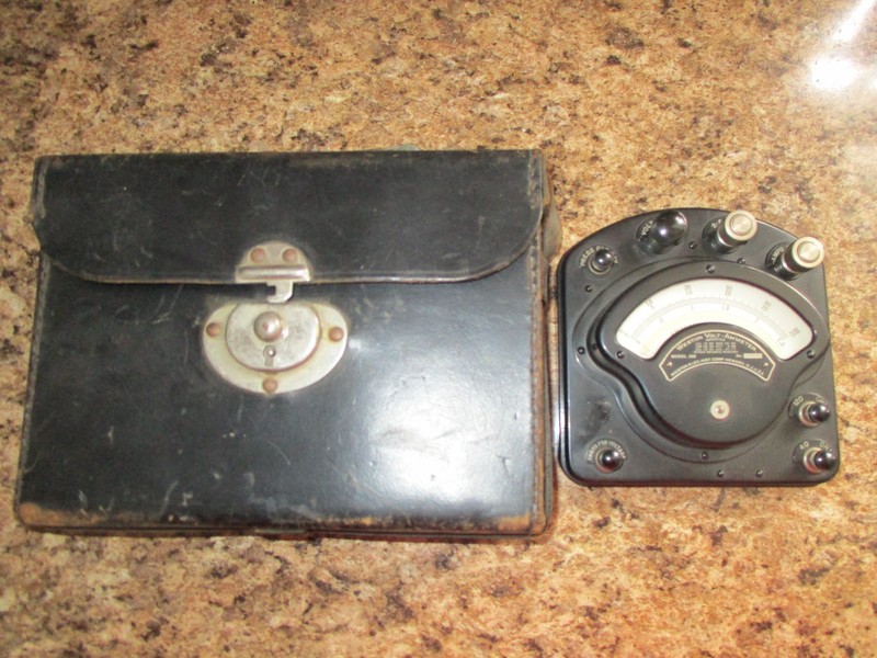 VINTAGE WESTON VOLT-AMMETER MODEL 280 W/CASE