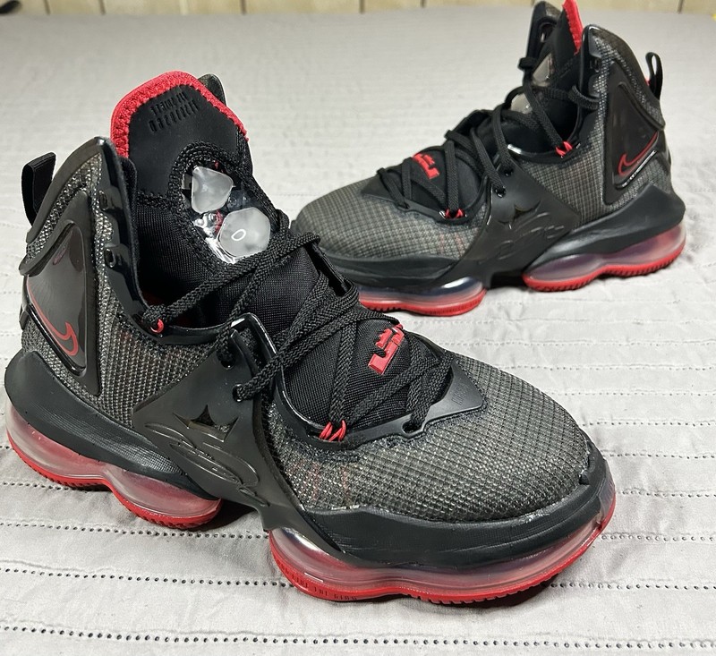 Nike Men's LeBron James 19 XIX Black & Red Basketball Sneakers Shoes US Size 7