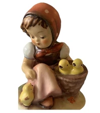 Goebel Hummel Figurine “Chick Girl” #57/0 TMK-6 W. Germany – 4.25”