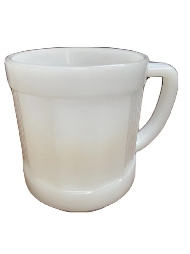 Vintage Federal White Milk Glass Heat Proof D Handle Coffee Cup Mug USA