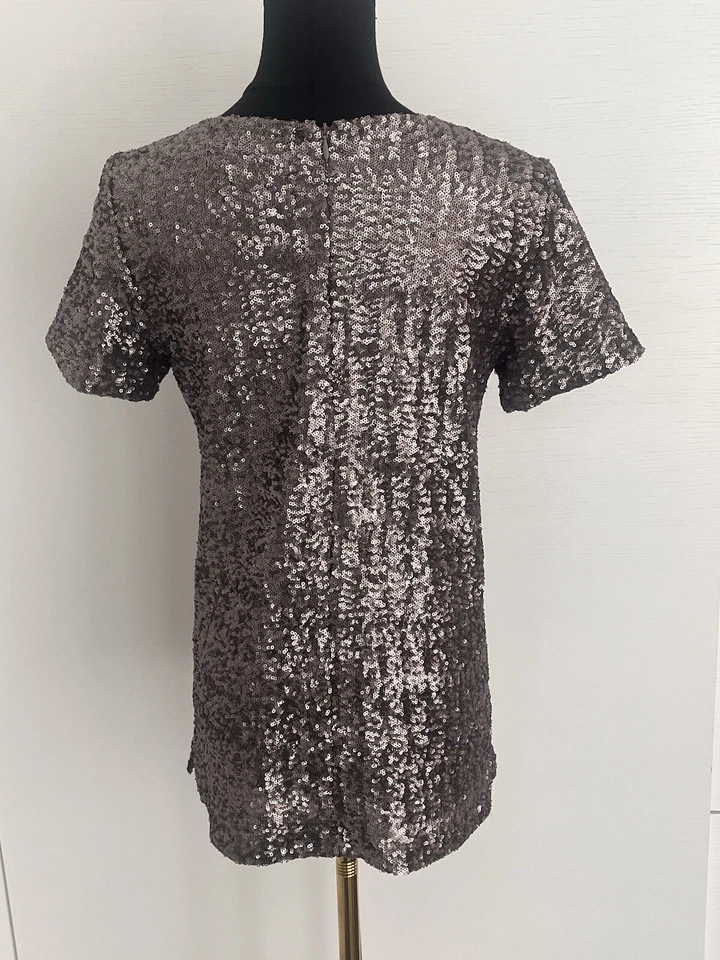 Velvet By Graham And Spencer Silver Sequin Top - Imagem 3 de 4