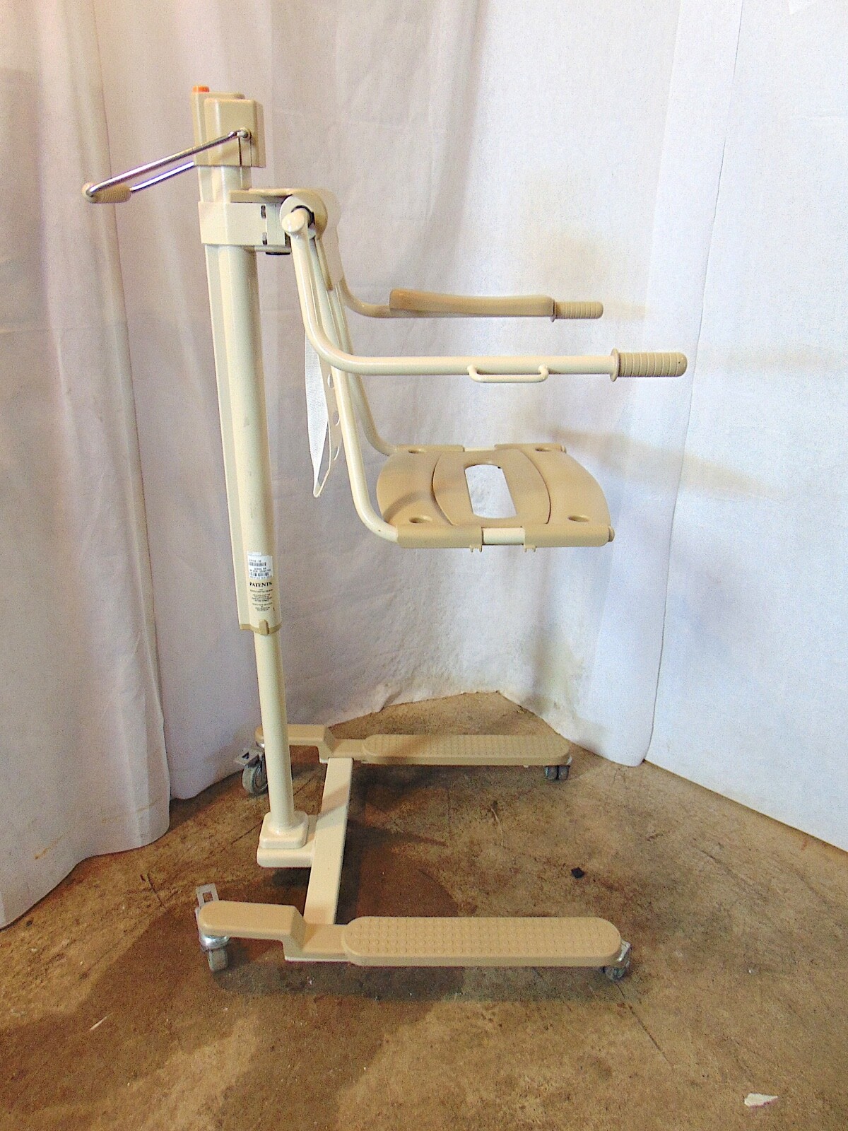 Arjo Patient Lift Chair Model 21810006 Manual Max Weight 330