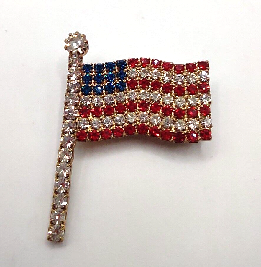 Vintage Patriotic Lapel Brooch Pin Red White Blue American Flag ...