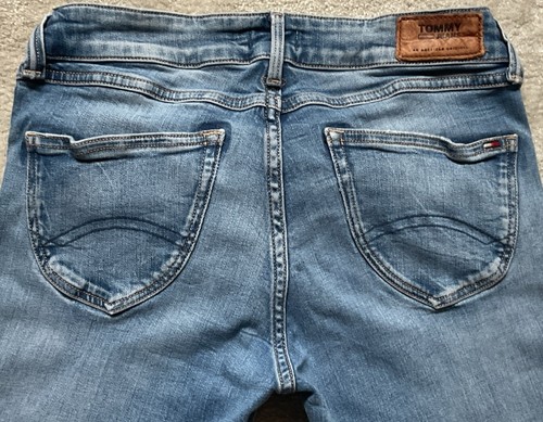 Superbi jeans Tommy Hilfiger in denim elasticizzati bassi. 27 W x 31 L. (T3200) - Foto 8 di 10