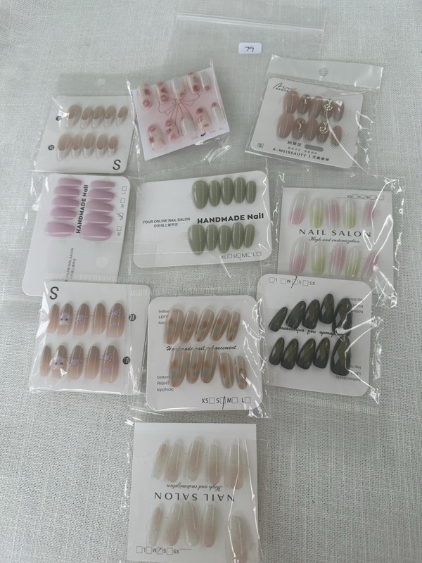 10 pairs 100 pieces press-on nails size Small