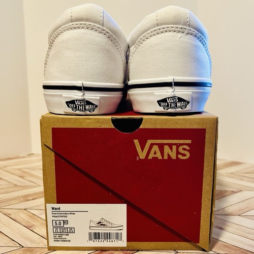 Sneaker basse VANS Ward bianche rosse rosa ricamo Missy donna 5 romantiche - Foto 5 di 10