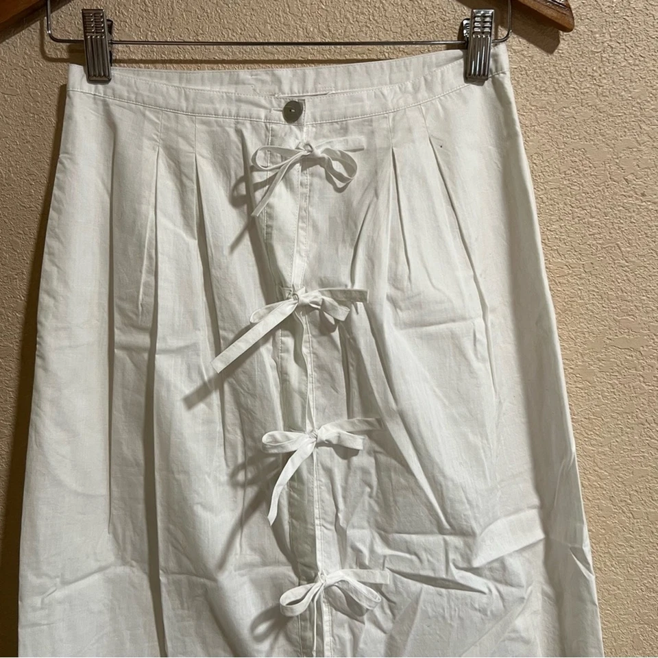 Falda Rebecca Taylor blanca tiro alto midi botón corbata delantera MUESTRA 2 Foto 2 de 4