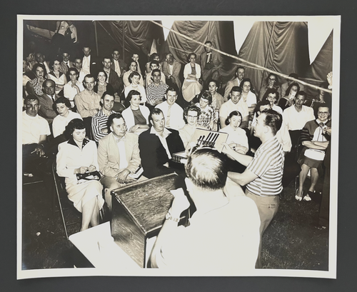 1960s Honeggers Big H Feeds Illinois Auction Event Kitchen Knives ...