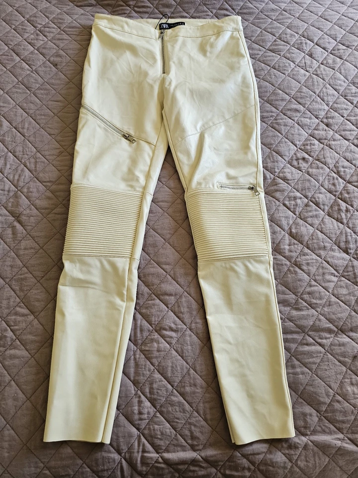 Zara Motto Biker Zip Pockets Accents Butter Cream Faux Leather Pants Sz M - Image 2 of 4