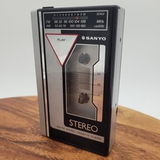 Vintage Sanyo Model MGR60 Stereo Portable Cassette Player/ Radio