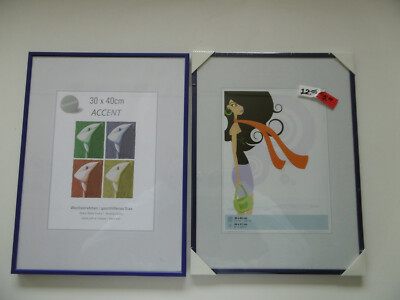 2 St. Bilderrahmen Accent 30 x 40 cm Wechselrahmen geschliffenes Glas Königsblau