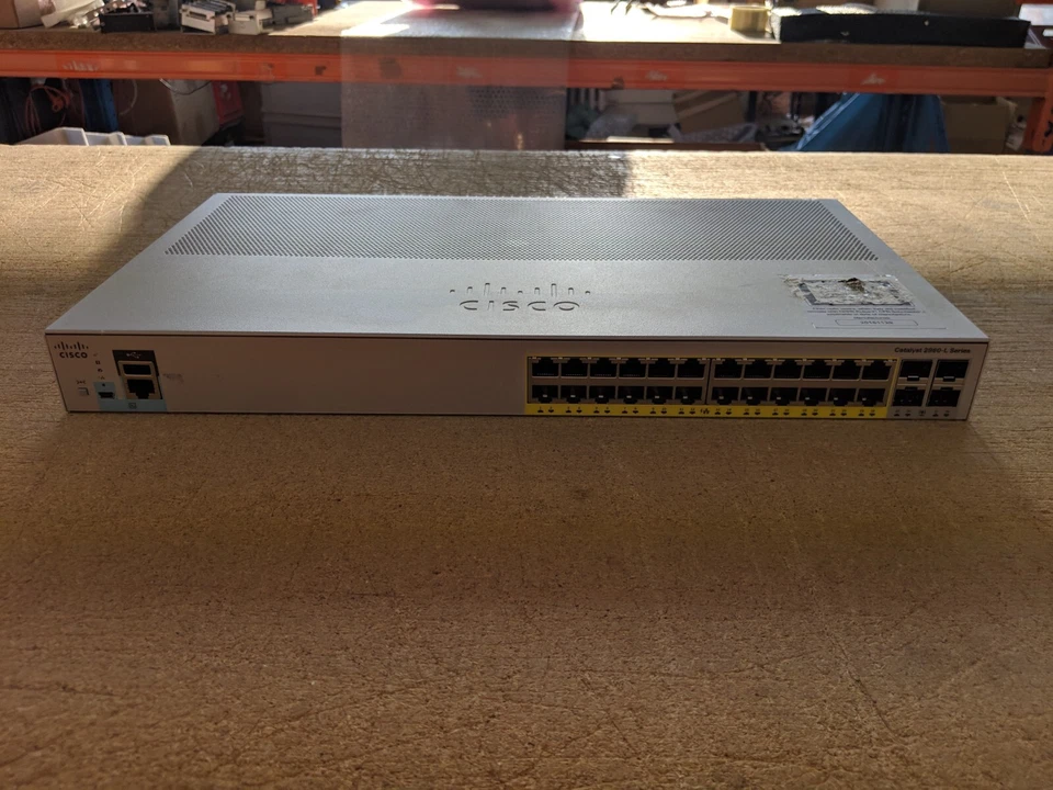 WS-C2960L-24PS-LL Cisco Catalyst 2960L 24 port GigE with PoE, 4 x 1G SFP, LAN