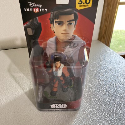 Disney - Poe s-l400.jpg