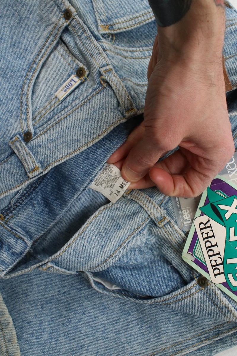 Deadstock Vintage 90s Lee Womens 14 Relaxed Fit Stretch Deadstock Vintage 90s Lee Womens 14 Relaxed Fit Stretch
