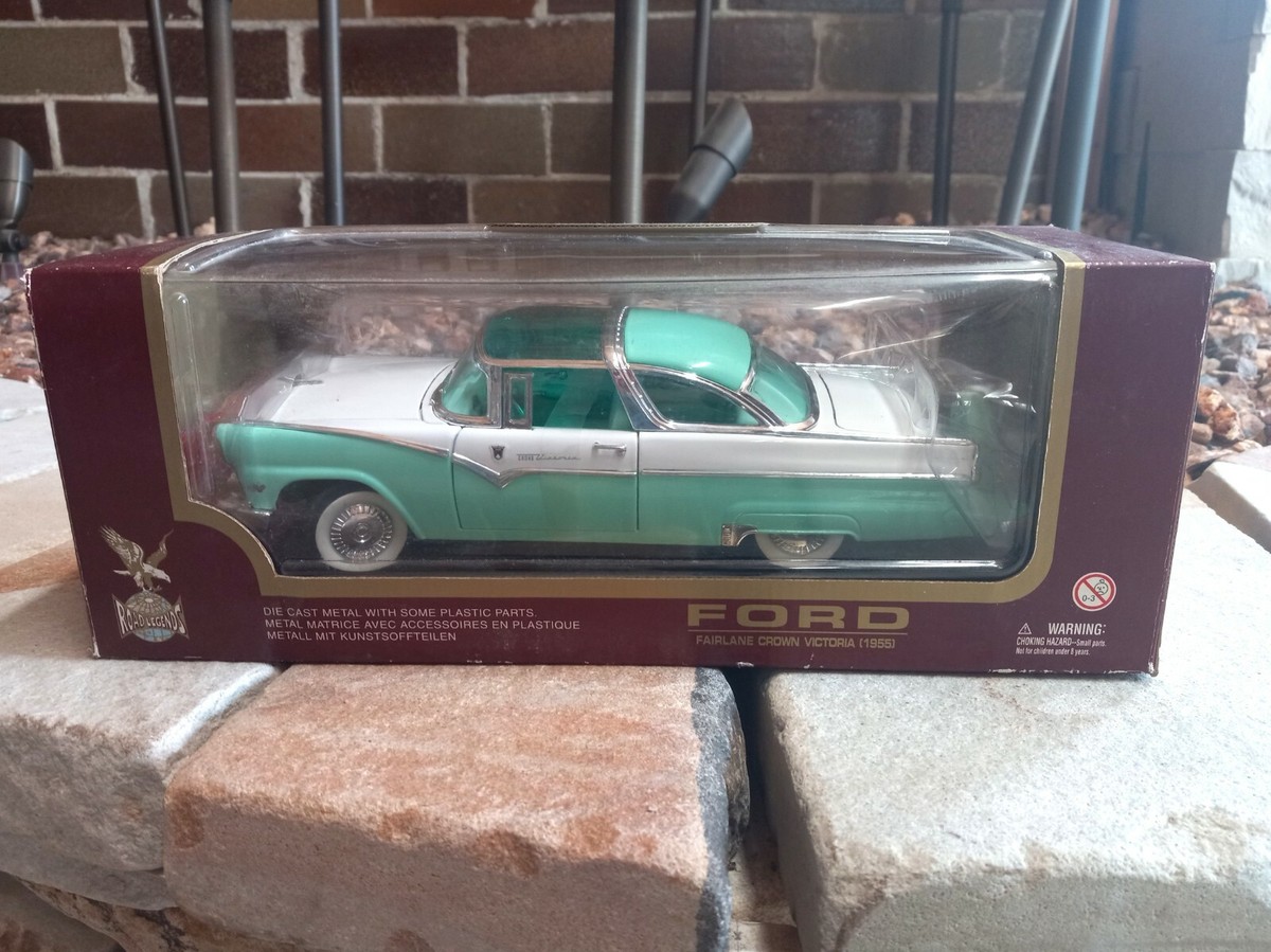 1955 Ford Fairlane Crown Victoria Road Legends 1/18 Diecast (Open