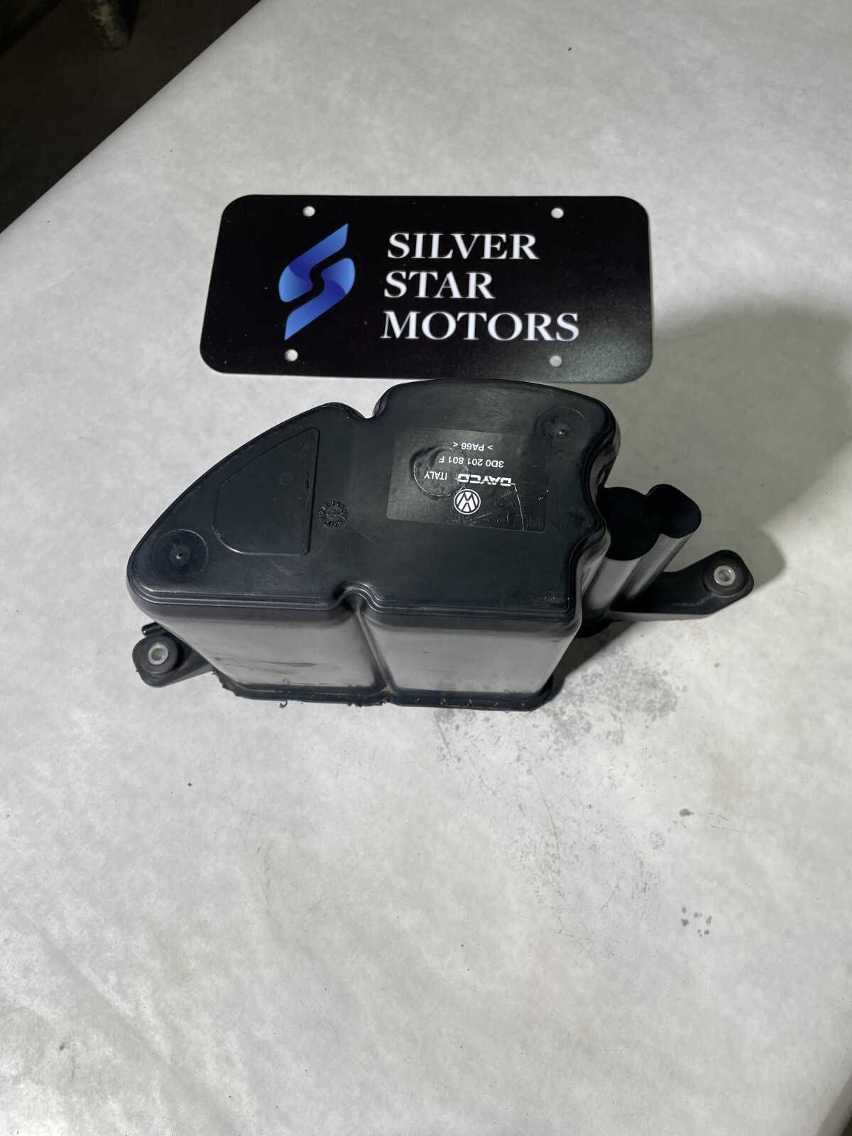 AUDI R8 SPYDER FUEL EVAP VAPOR CHARCOAL EMISSION CANISTER 3D0201801F OEM