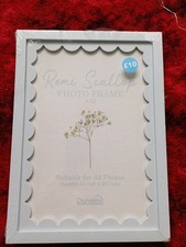 Dunelm Remi Scallop Photo Frame Air For A4 Photo New Some Imperfections See Phot