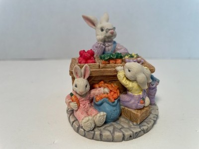 COTTONTAIL LANE SPRINGTIME/EASTER ACCESSORIES:  VEGETABLE STAND