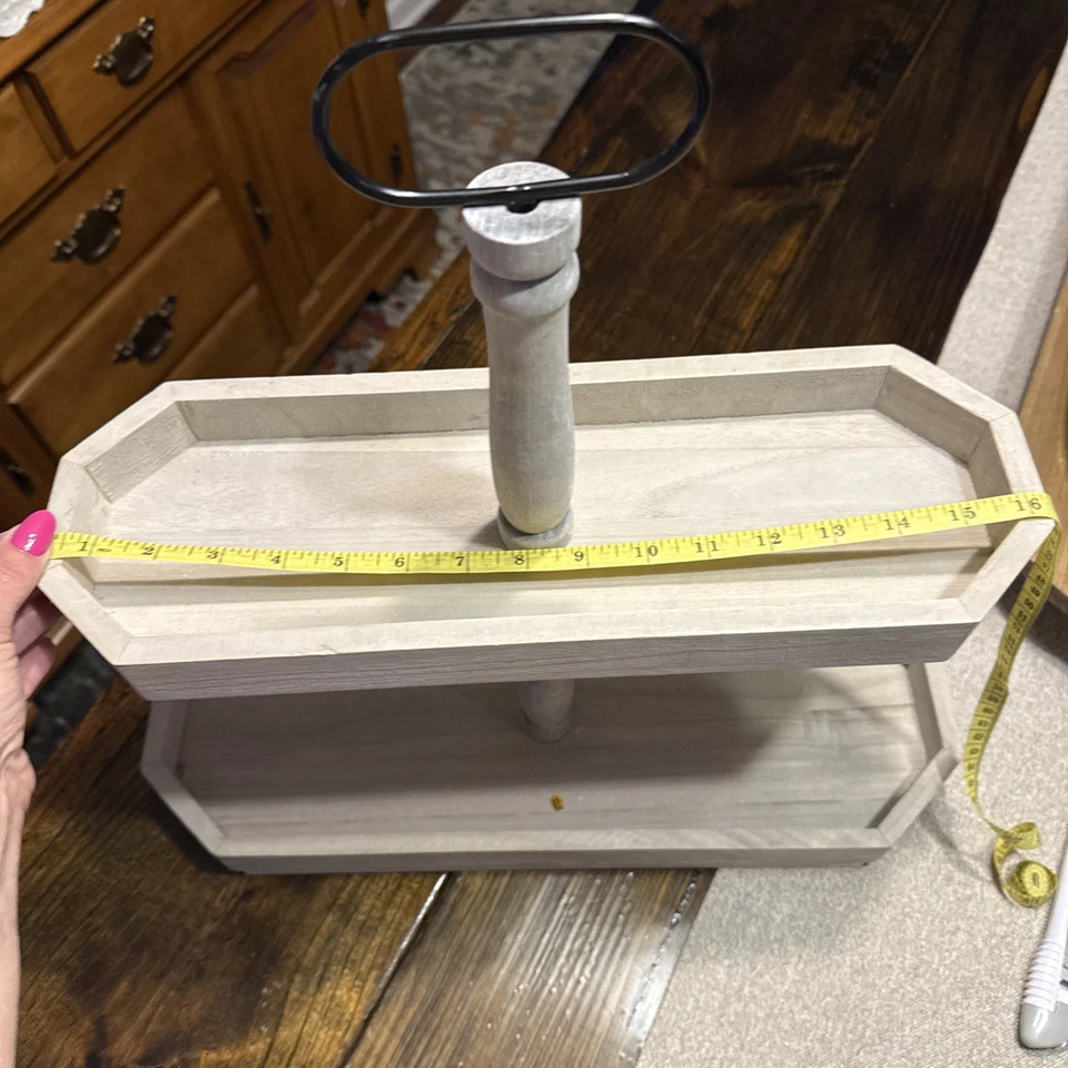 Bandeja de madera de 2 niveles para granja - gris rústico para decorar regalos/servir Foto 3 de 4