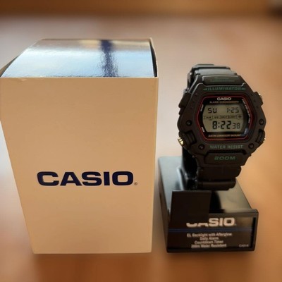 CASIO DW290 Digital Wristwatch 200m Water Resistant Black Timepiece Edition