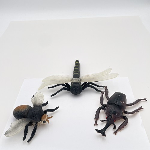 Large Realistic Insect Toy Figures Set Dragonfly Beetle Bee Soft Plastic Bug Lot