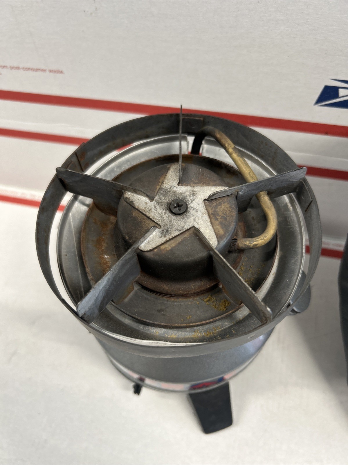 Coleman USMC Peak 1 550B Multi Fuel Stove w/Case —READ—